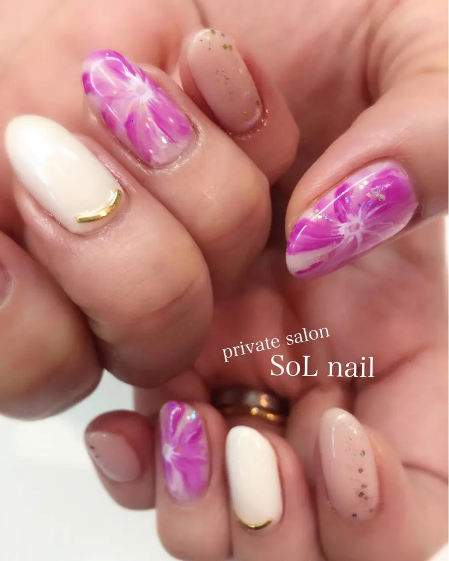 ネイル ハンドネイル フットネイル SOL NAILのネイルデザイン