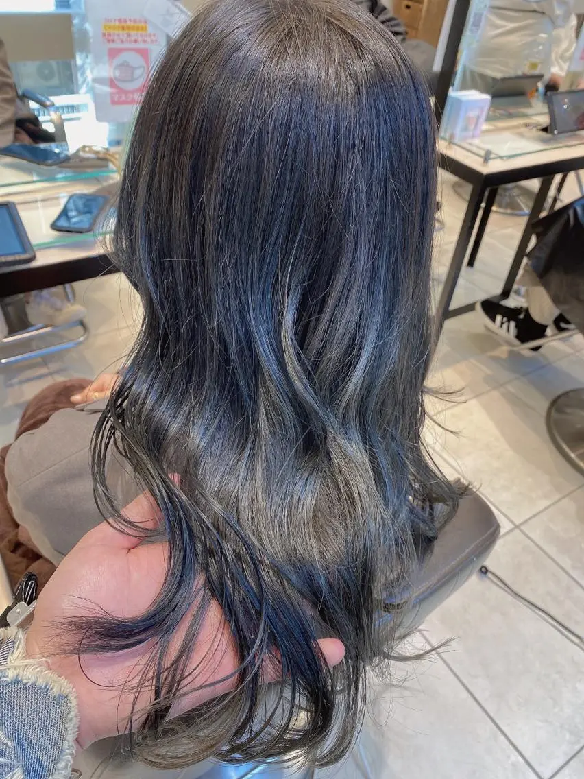 ロング 美髪矯正透明感カラー 江川 和輝のヘアスタイル