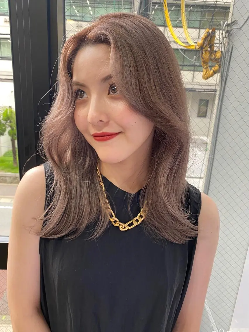 セミロング カラー ブリーチ ハイトーンカラー ヘアカラー Pia ツボイ ケイタのヘアスタイル