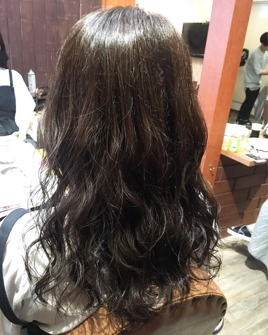 ロング カラー 宮下 浩一のヘアスタイル