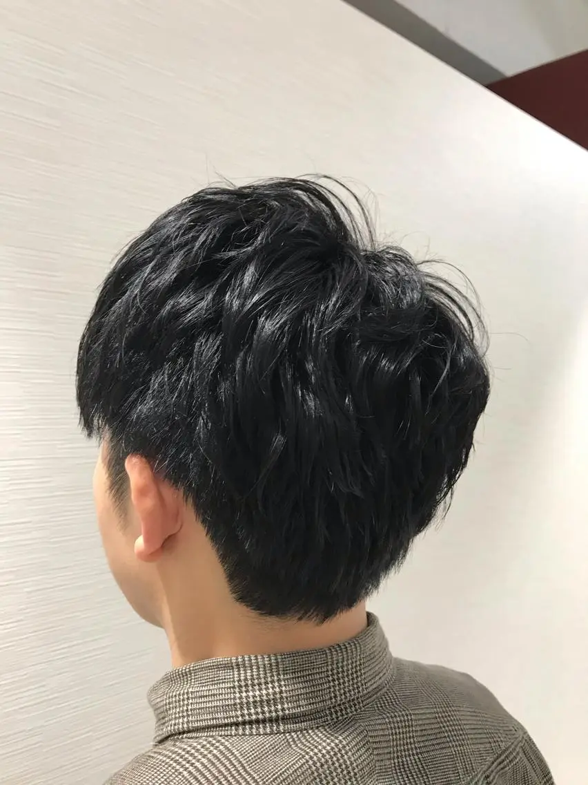 ショート パーマ メンズ メンズパーマ ニュアンスパーマ カット ヘッドスパ 【東北メンズヘア1 位受賞🥇】本間祐太のヘアスタイル