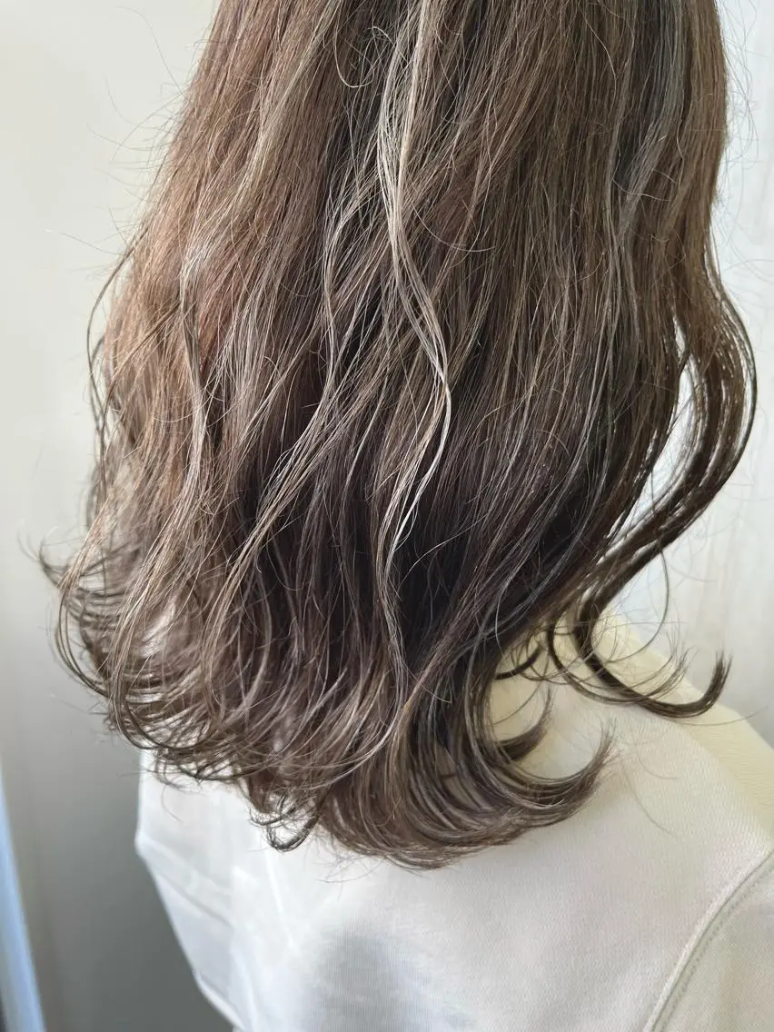 セミロング カラー カット ヘアカラー トリートメント ROW町田★ 船木のヘアスタイル