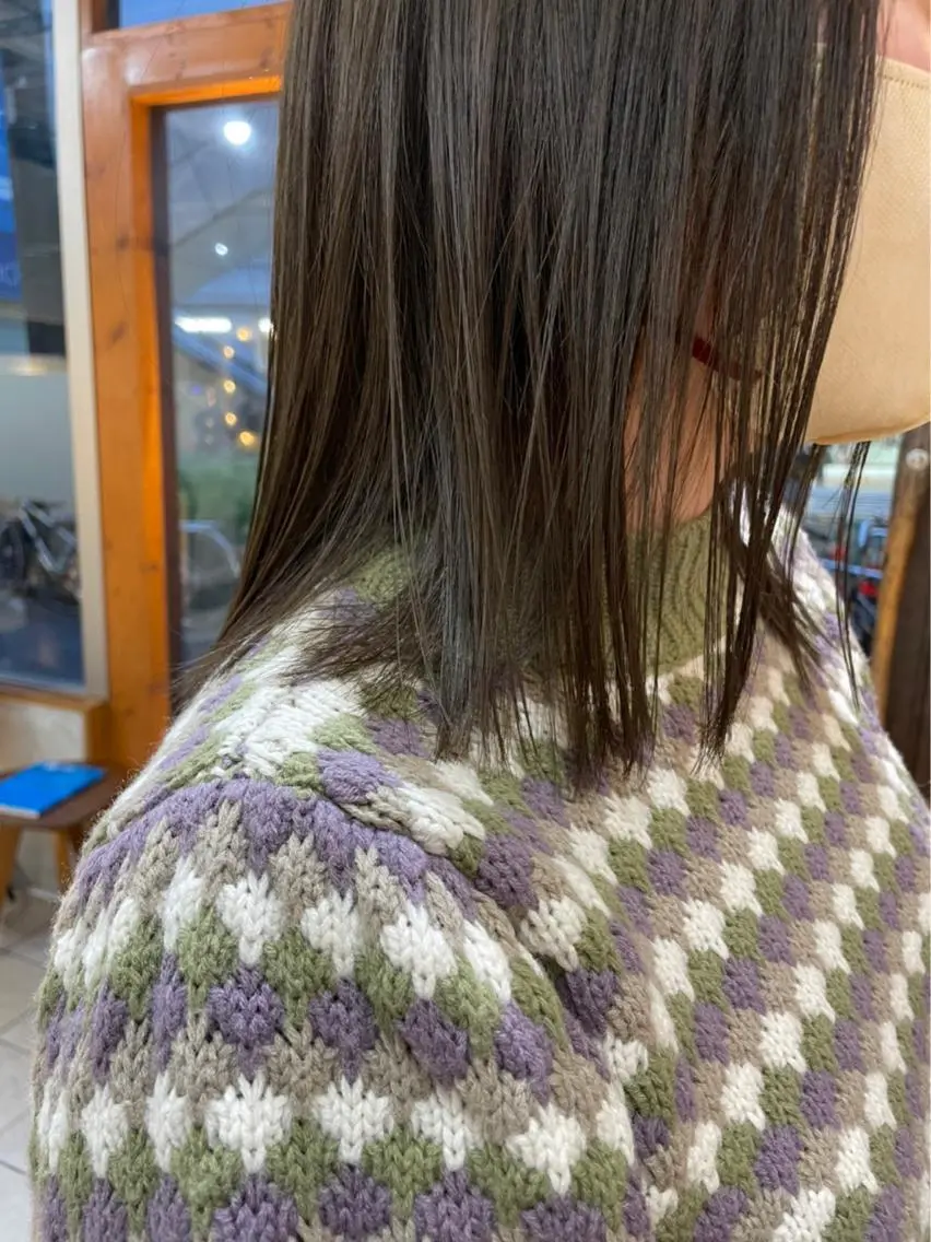 ミディアム カラー 金子 歩実のヘアスタイル