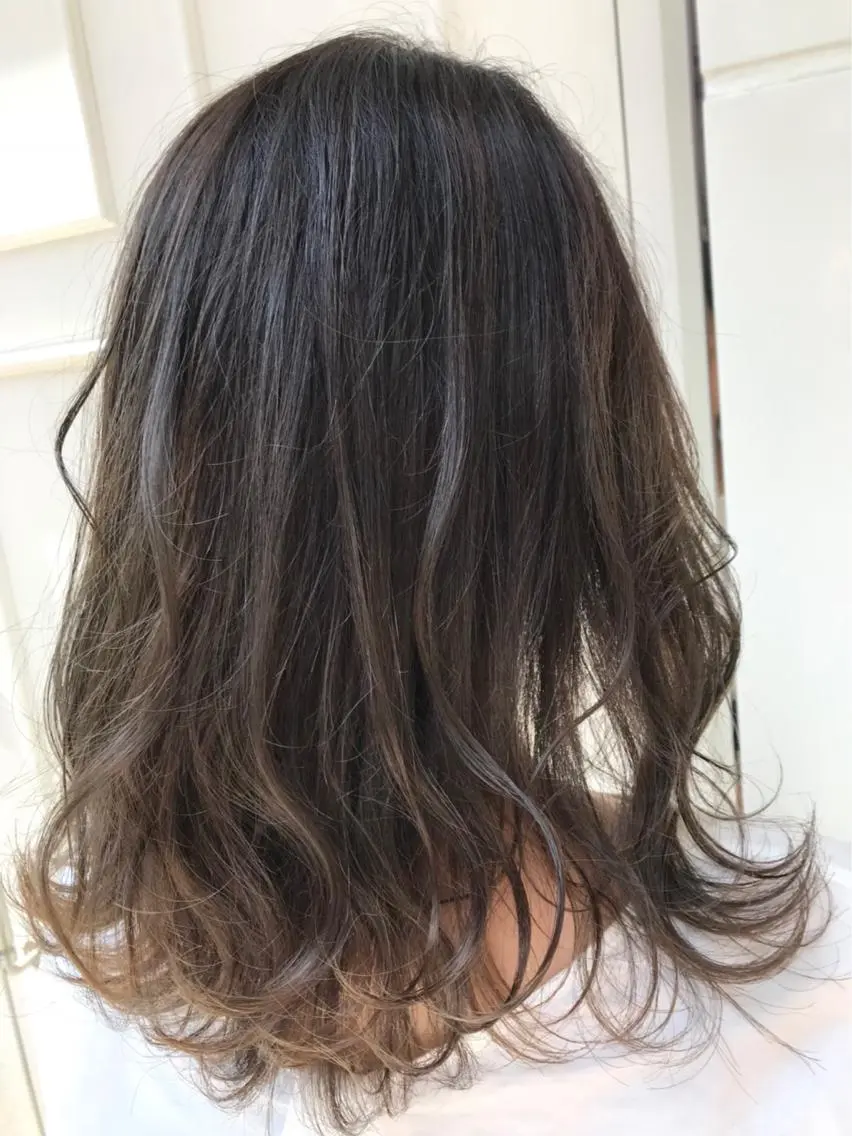 ミディアム カラー グラデーションカラー Blanco Color&Careのヘアスタイル