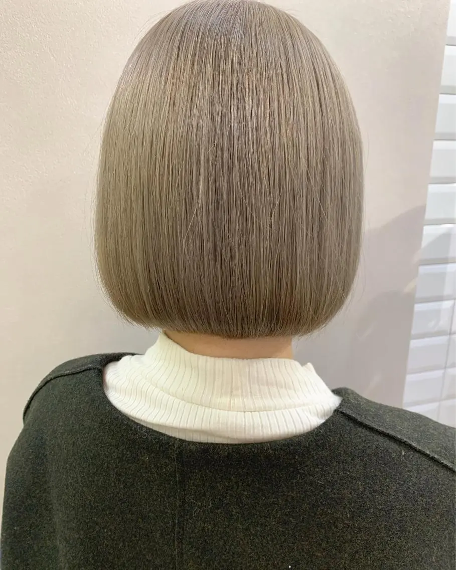 ショート カラー ブリーチ カット ヘアカラー トリートメント hubhair レイヤー/透明感のヘアスタイル