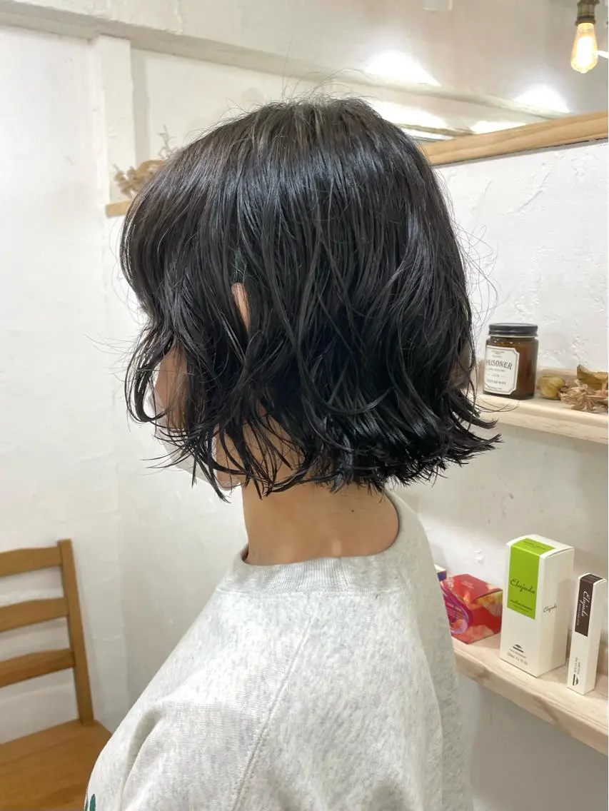ショート パーマ 切りっぱなしボブ ボブ ショートヘア ウルフカット 髪質改善 縮毛矯正/ レイヤー/銀座/本木のヘアスタイル