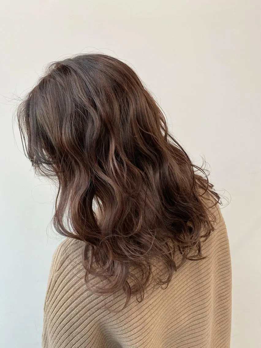 セミロング カラー Unami MIHA☘️*゜のヘアスタイル
