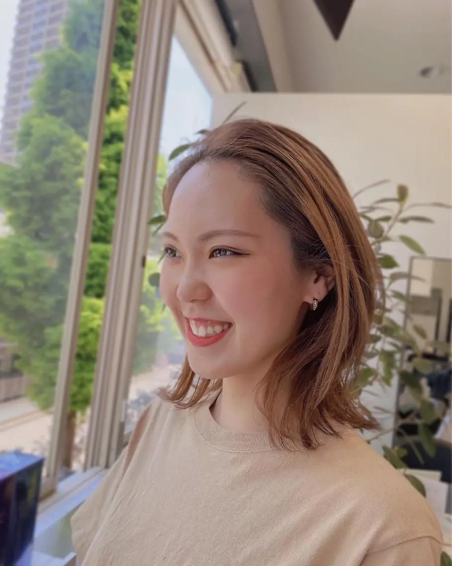 ミディアム カラー ベージュカラー ブリーチ オレンジ オレンジベージュ 柴山 英明のヘアスタイル