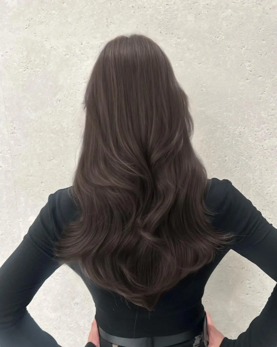 カラー 夏のトレンドヘア🤍 BABY上野のヘアスタイル