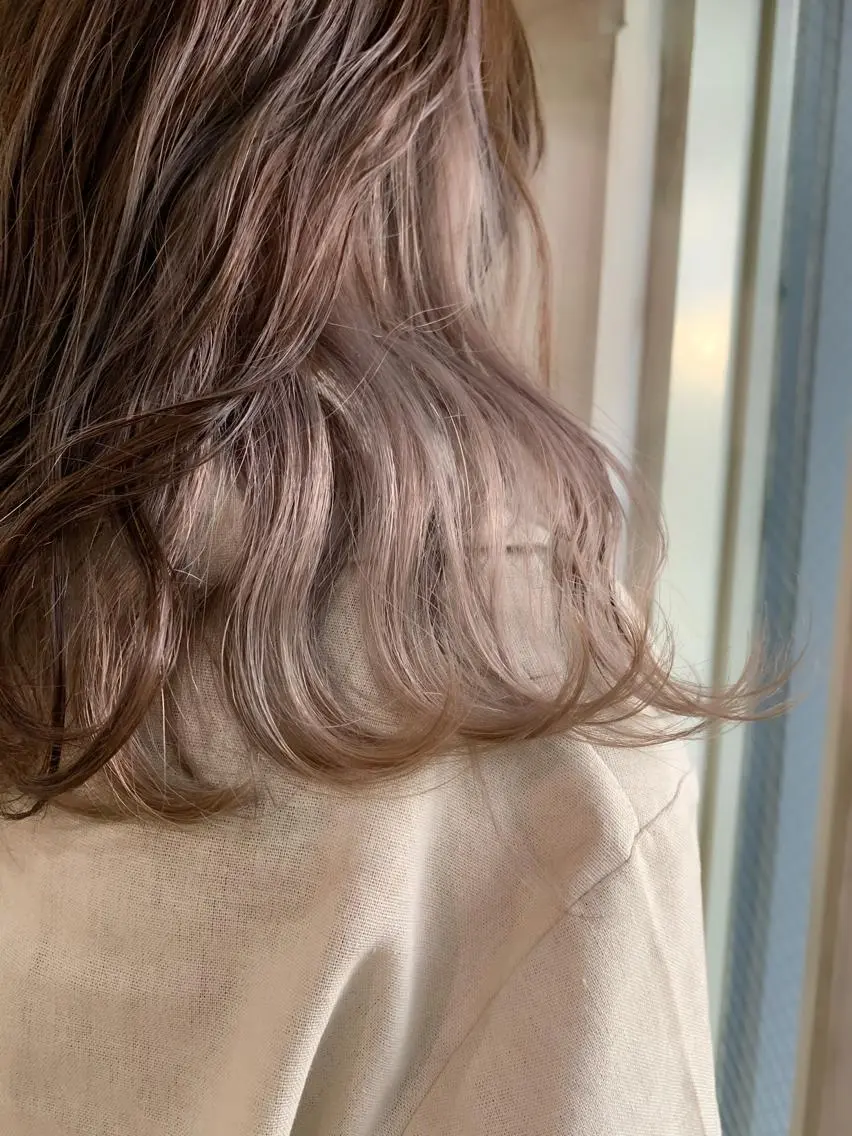 セミロング カラー ベージュカラー ミルクティーベージュ ヘアカラー トリートメント トリートメント /カラー/NAOKIのヘアスタイル