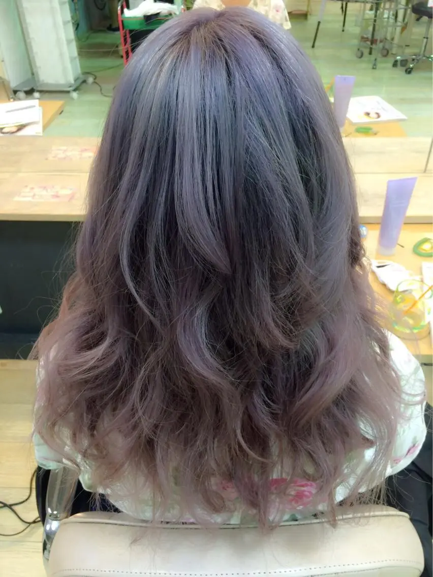 ロング カラー アッシュ バイオレットカラー バイオレットアッシュ ブロンド/艶カラー/ レイヤー/MIKUのヘアスタイル