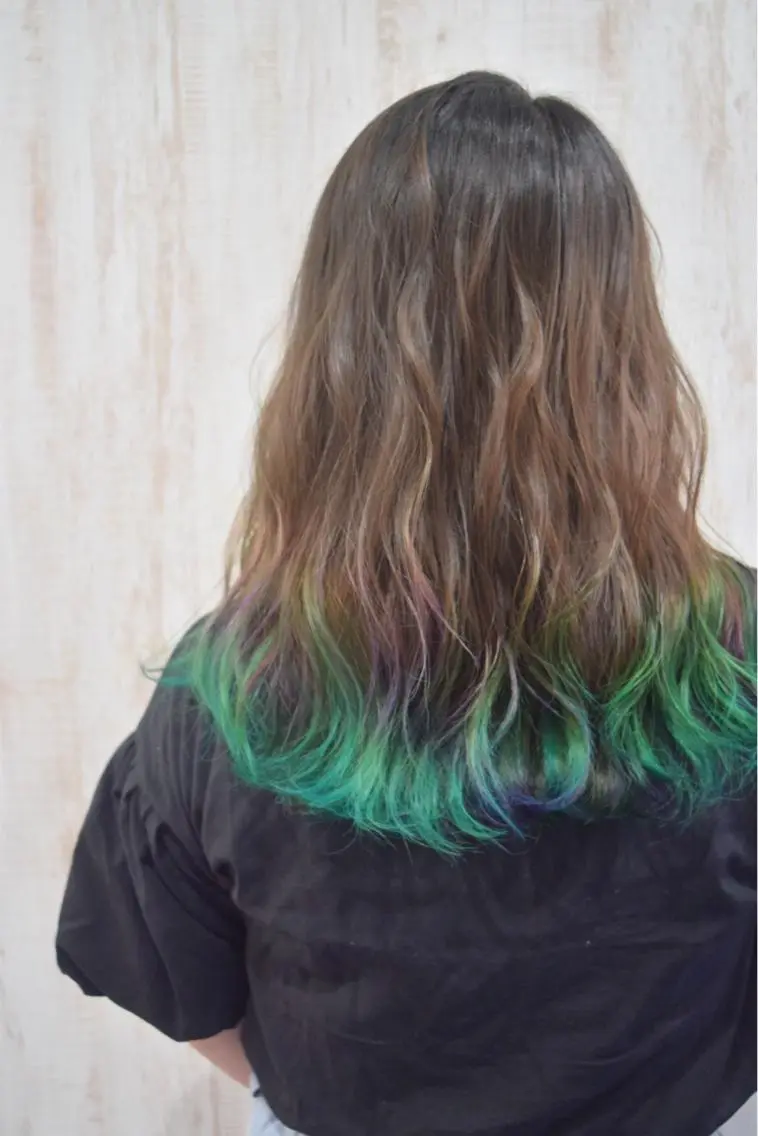 セミロング SA KIのヘアスタイル