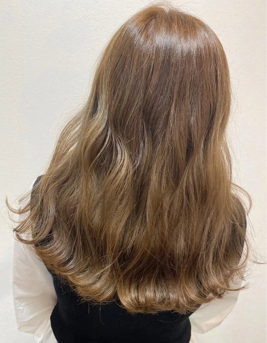 ロング カラー ヘアカラー トリートメント JILL ユキのヘアスタイル