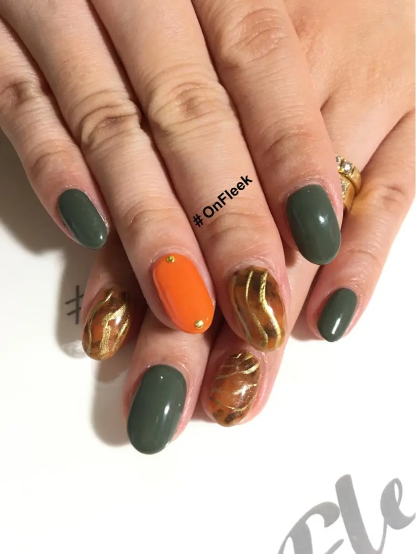 ネイル べっ甲ネイル ニュアンスネイル ハンドネイル NailSalon ＃OnFleekのネイルデザイン