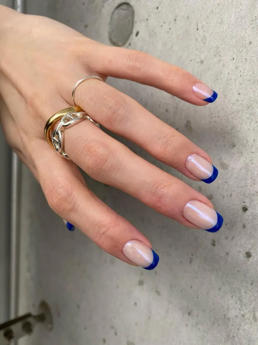 ネイル ミラーネイル ハンドネイル 【LINON】 airiのネイルデザイン