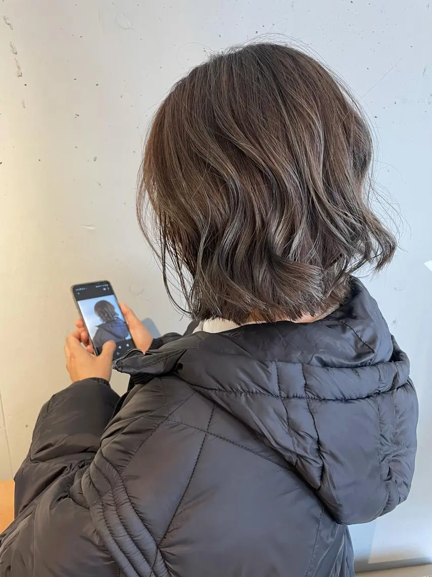 ミディアム カラー 東 みのりのヘアスタイル