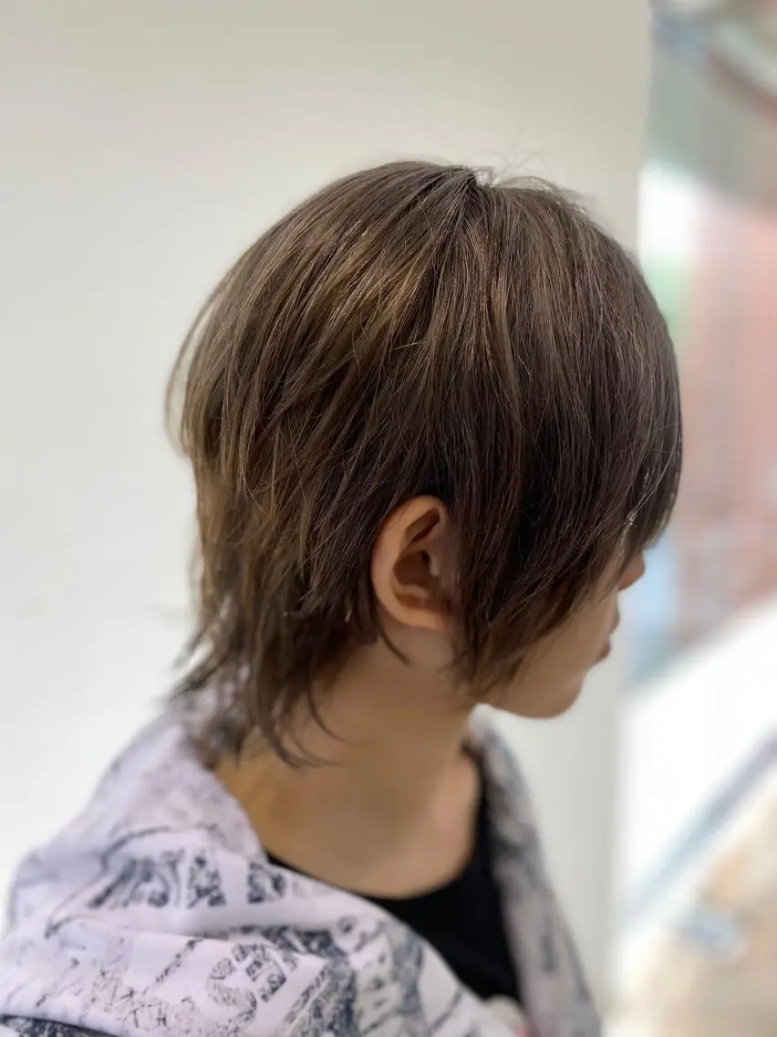 ショート カラー ヘアアレンジ グレージュ ショートヘア ウルフカット 松井 敬太郎のヘアスタイル