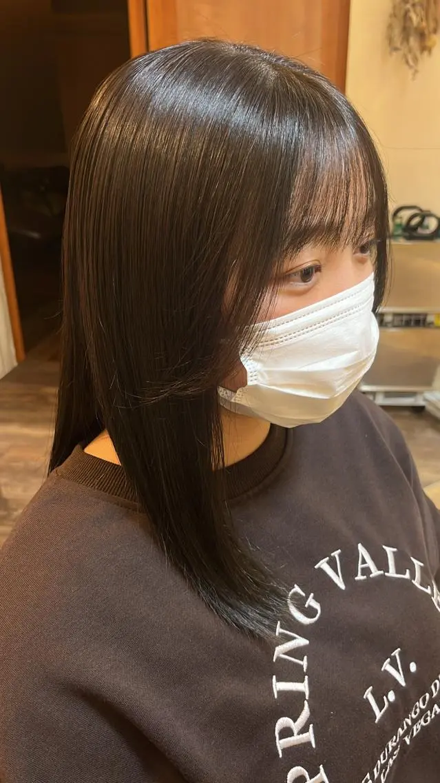 セミロング 韓国風ヘア シースルーバング 田畑 優希のヘアスタイル
