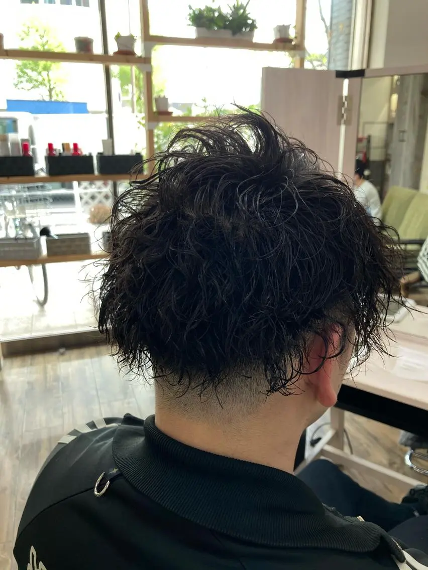 ショート メンズ フェードカット メンズパーマ 赤羽、髪質改善サロン 吉野リョウスケのヘアスタイル