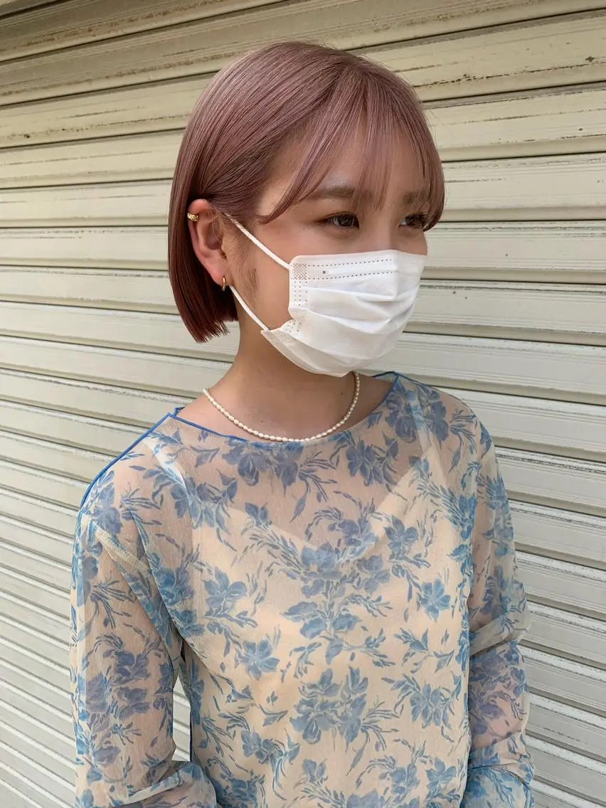 ショート カラー wakana/ 柔らかベージュカラーのヘアスタイル