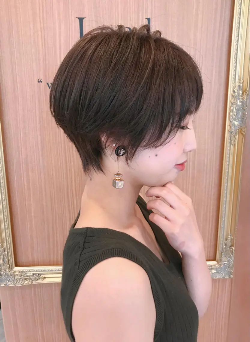 ショート ショートヘア Lond enikaのヘアスタイル