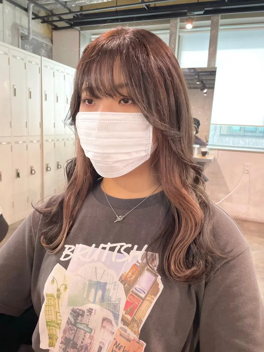 ロング カラー パーマ ヘアアレンジ メンズ ネイル マツエク・マツパ アイブロウ 透明感カラー・レイヤ ー🎀amika🎀のヘアスタイル