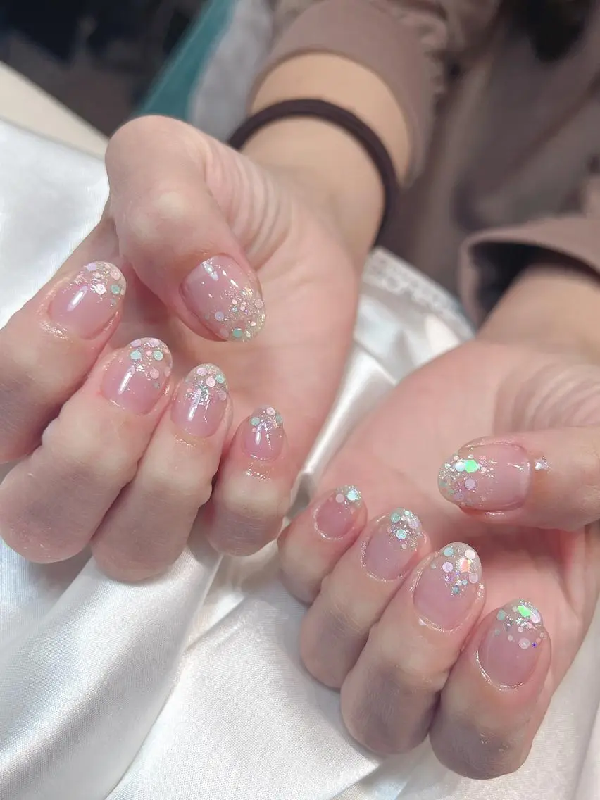 ネイル グラデーション ラメ(グリッター) ラメグラデーション bijou nails 蓮のネイルデザイン