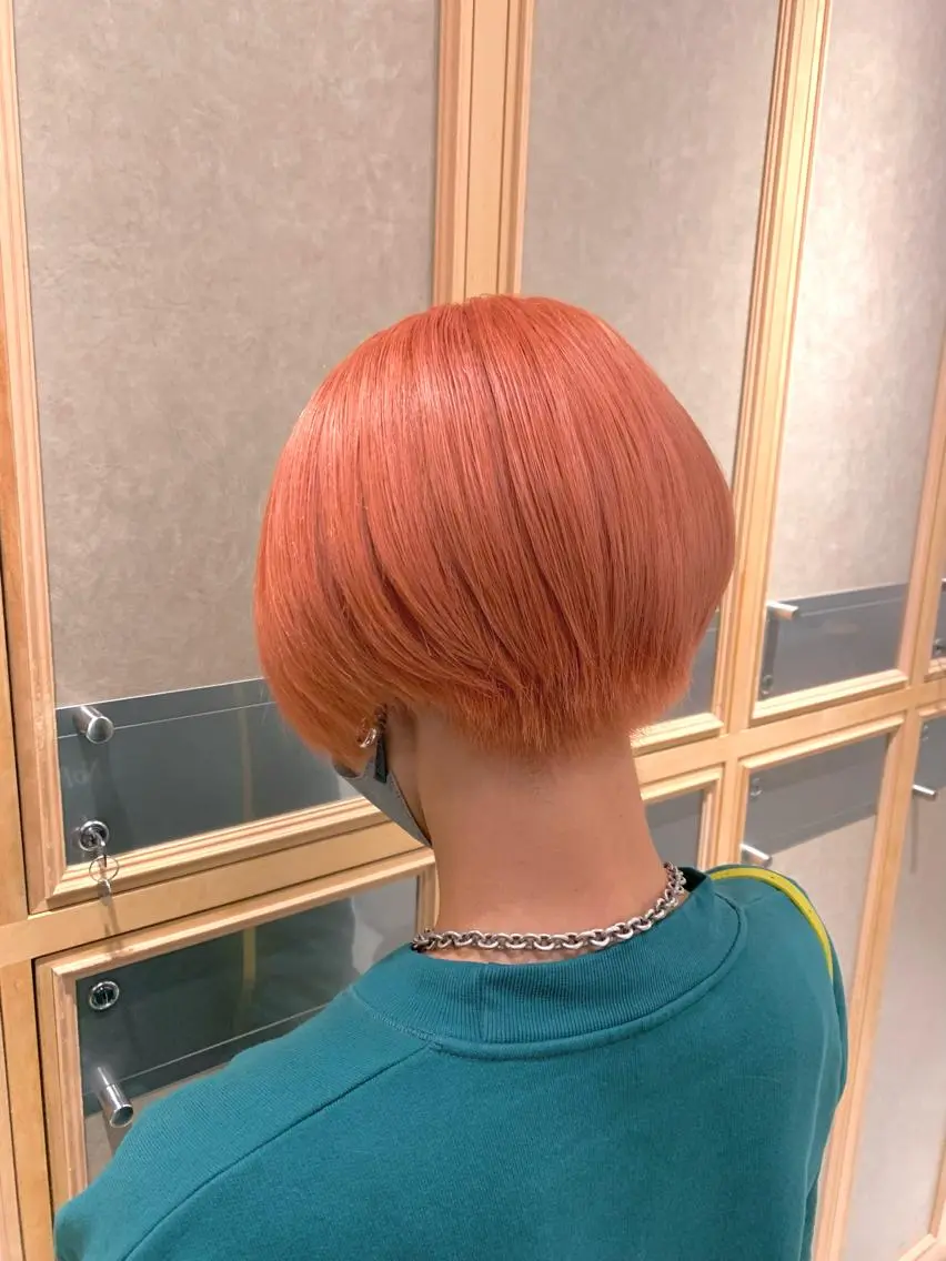 ショート ヘアカラー トリートメント 淡いハイトーンカラー レイヤーカットゆうかのヘアスタイル