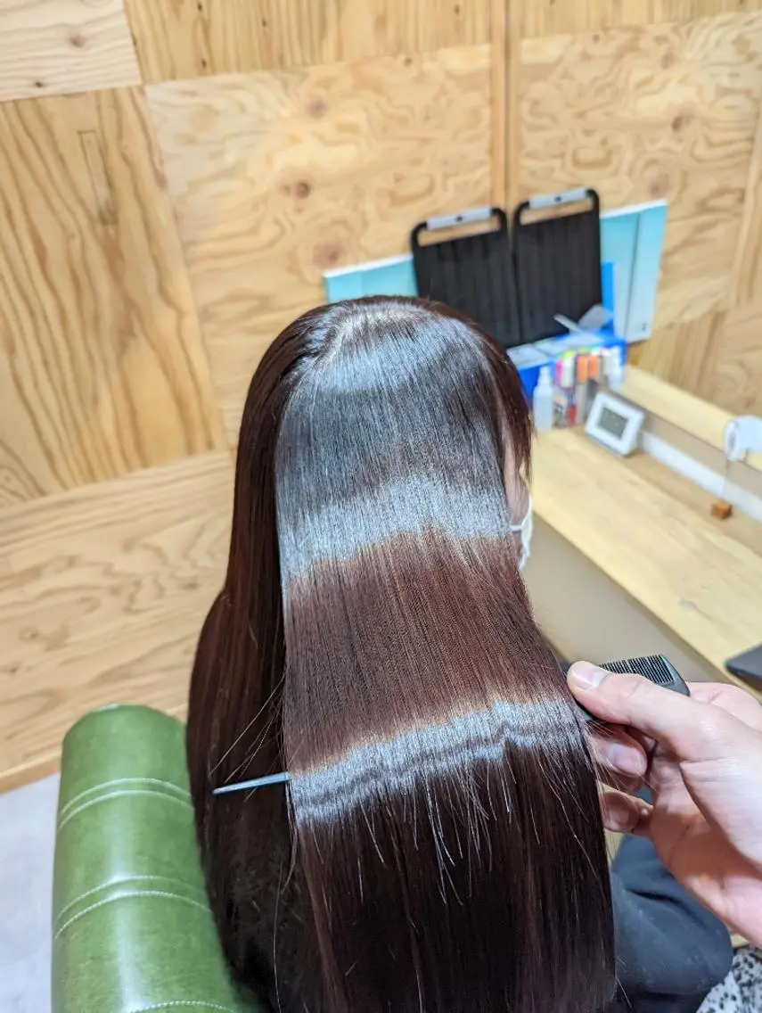 ロング カット ヘアカラー 縮毛矯正 トリートメント 美髪矯正 キョウスケのヘアスタイル