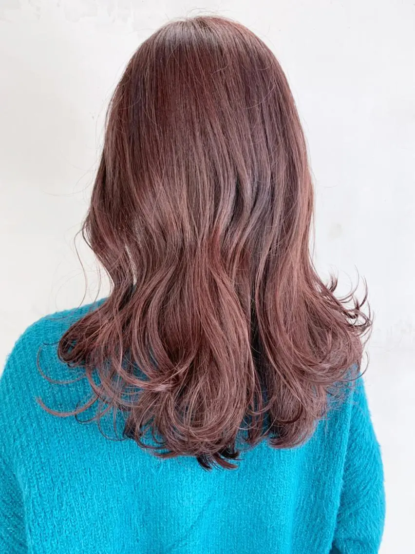 セミロング カラー パーマ ヘアアレンジ ブラウンカラー ピンクカラー ピンクブラウン ITbyALBUM 下北沢店のヘアスタイル