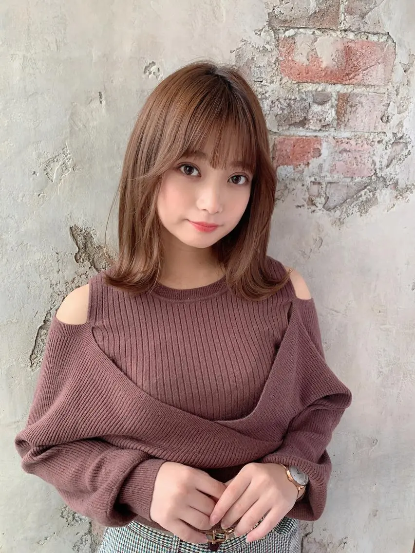 ミディアム カラー バレイヤージュ ブリーチ ケアブリーチ ダブルカラー ハイライトカラー カット ヘアカラー トリートメント 銀座✨レイヤーカット 顔まわり/坂本亜裟海のヘアスタイル