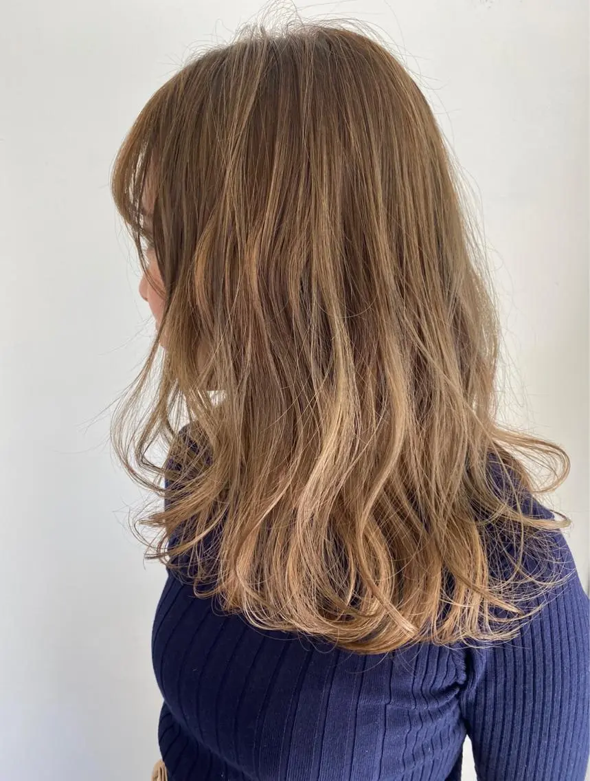 セミロング カラー ベージュカラー ブロンド ブロンドベージュ ヘアカラー ness🎖️ カミカリスマ受賞のヘアスタイル