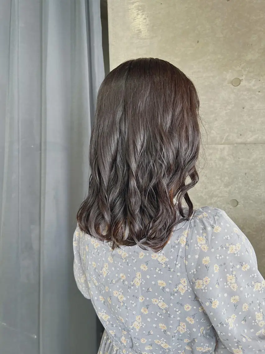 ミディアム カラー パーマ カット ヘアカラー パーマ ボブパーマコテ巻き風 パーマNo1深江秀平のヘアスタイル
