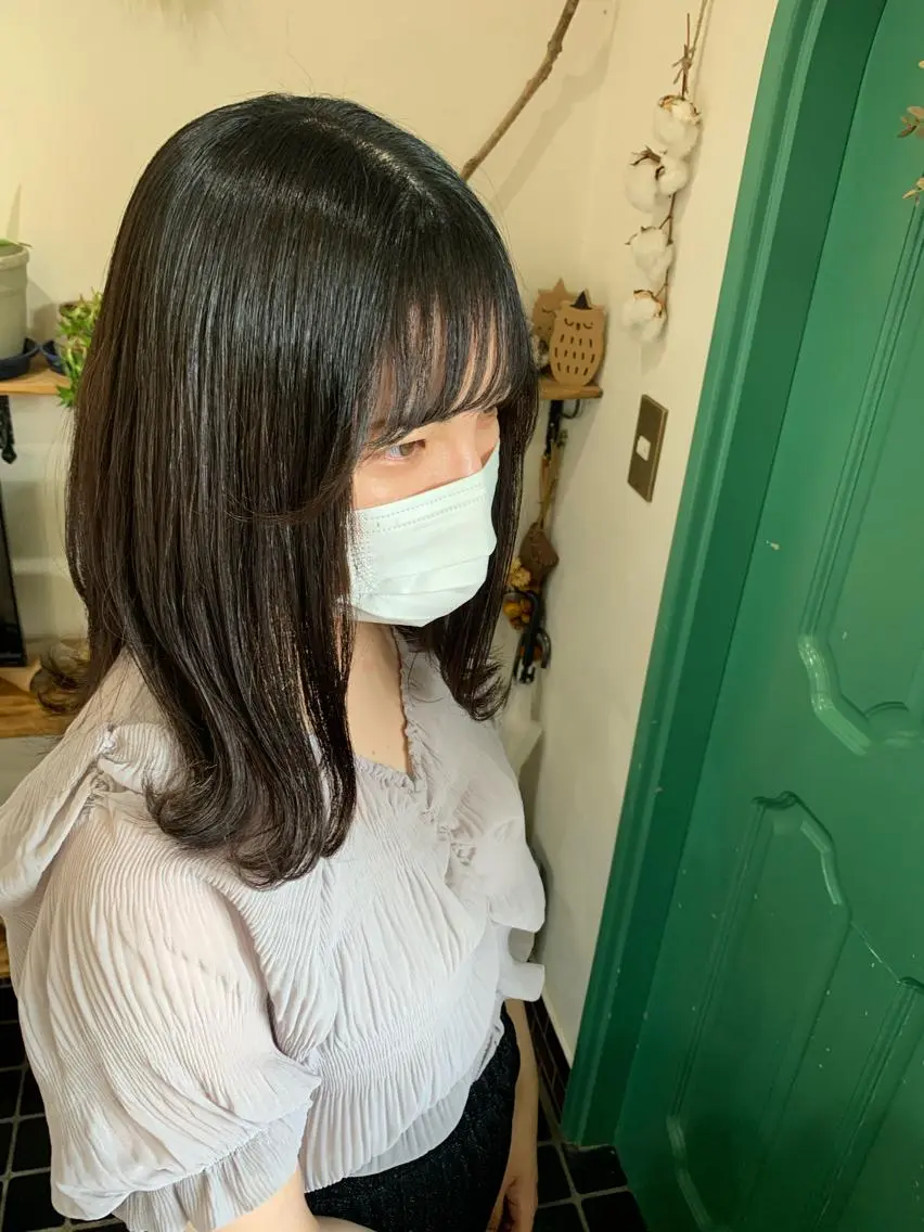 ミディアム 縮毛矯正 佐藤 美咲のヘアスタイル