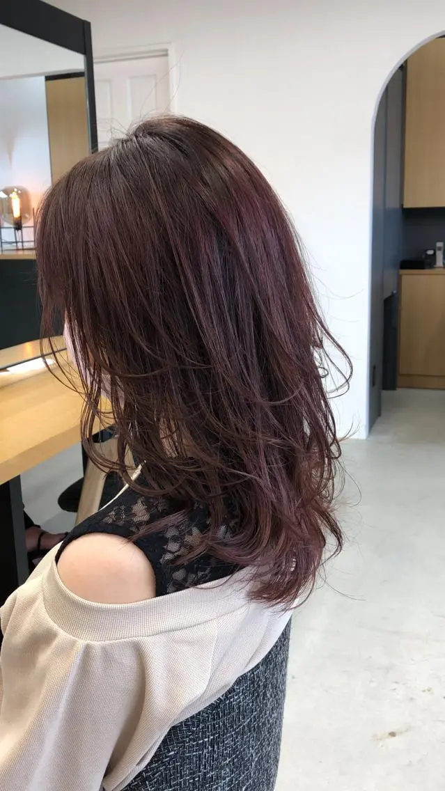 ミディアム カラー レイヤーカット クドウレイ fifth神南のヘアスタイル