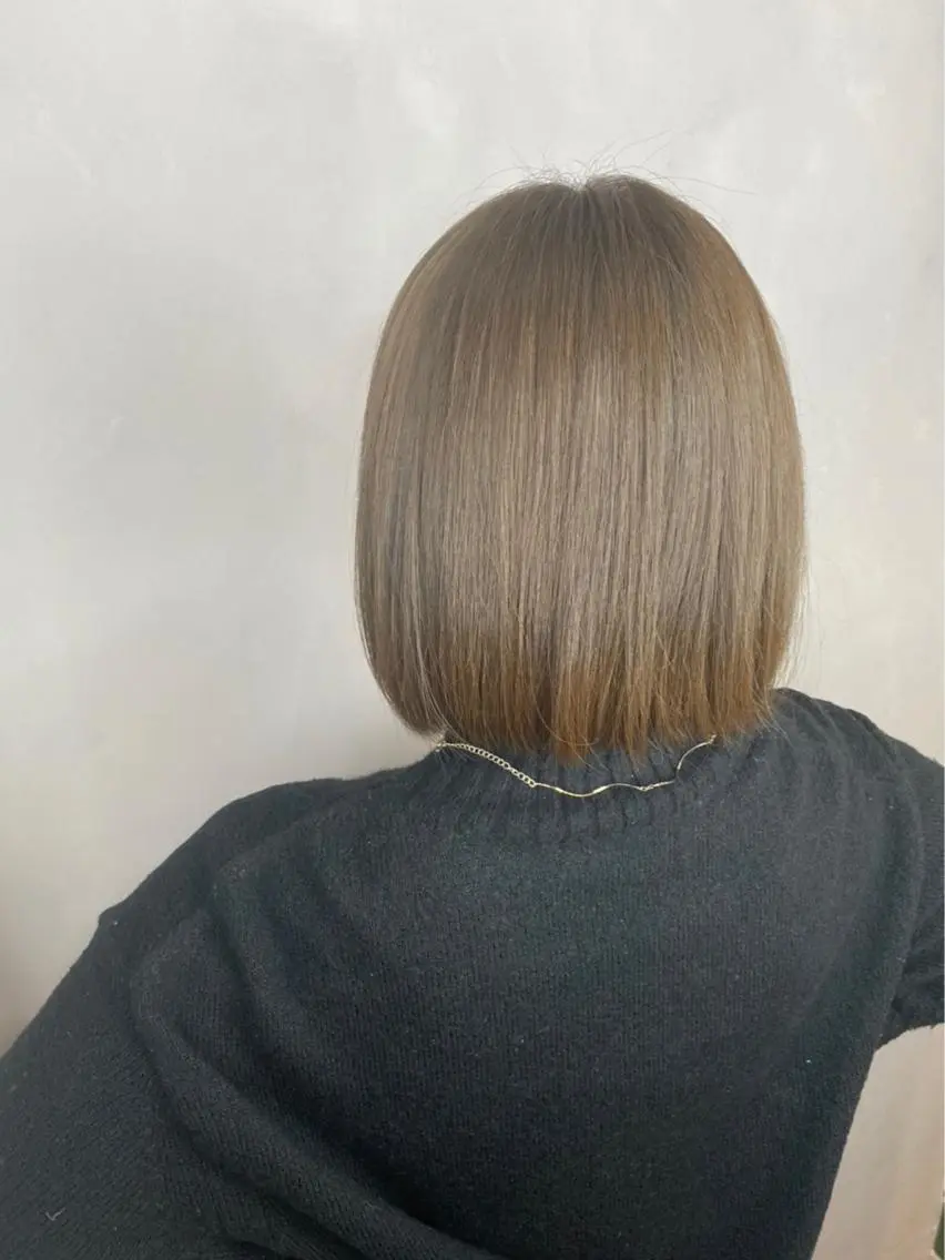 ショート カラー アッシュ ベージュカラー 透明感カラー イルミナカラー ボブ カット ヘアカラー BROCANTE立川 karasawa.nのヘアスタイル