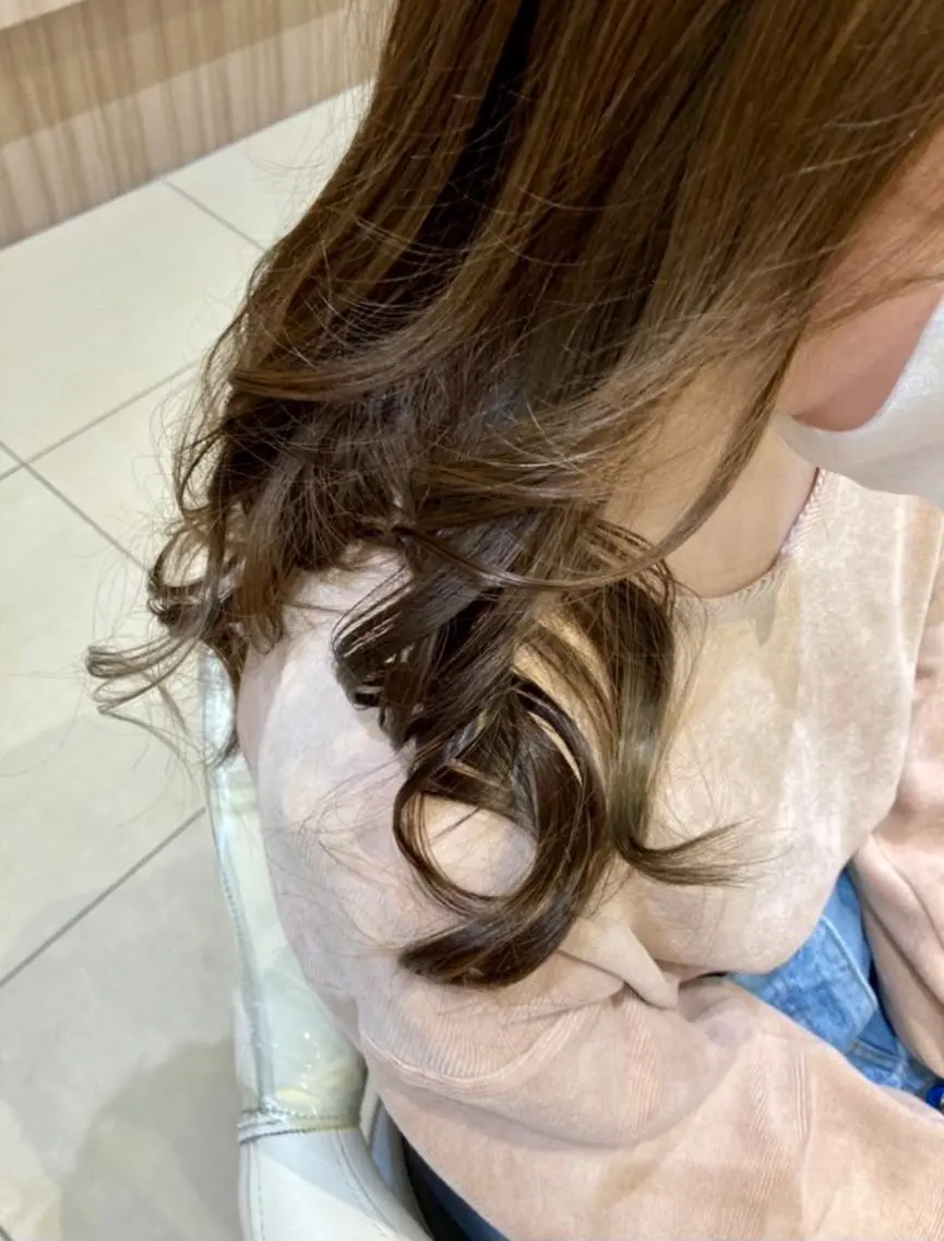 ロング カラー ベージュカラー オリーブベージュ 似合わせカラーリスト 佐竹　舞🌼のヘアスタイル