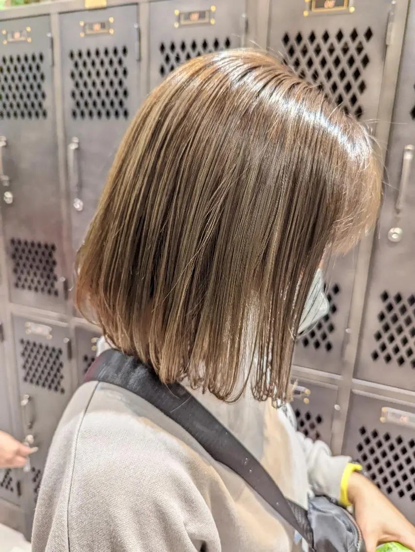 ミディアム カット ヘアカラー トリートメント 美髪矯正 キョウスケのヘアスタイル