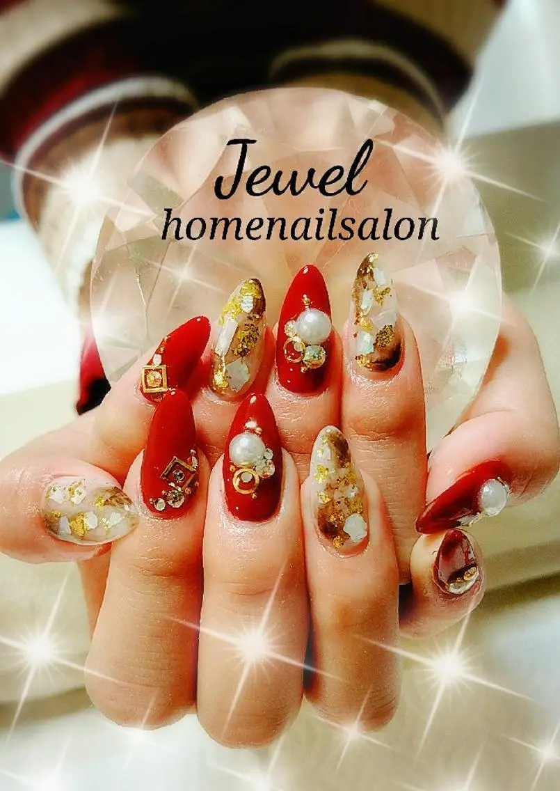 ネイル ジェルネイル ＪＥＷＥＬ ＮＡＩＬのネイルデザイン