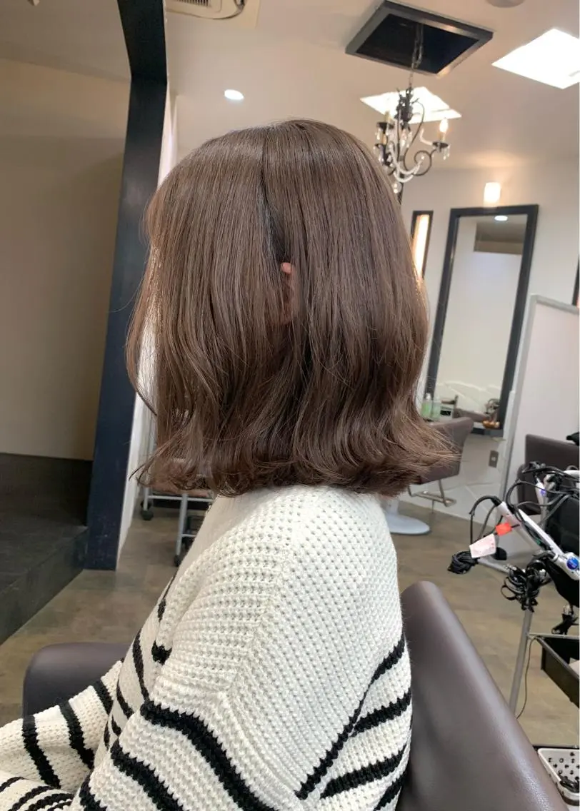 ミディアム カラー ベージュカラー ブリーチ 矢野 晃平のヘアスタイル