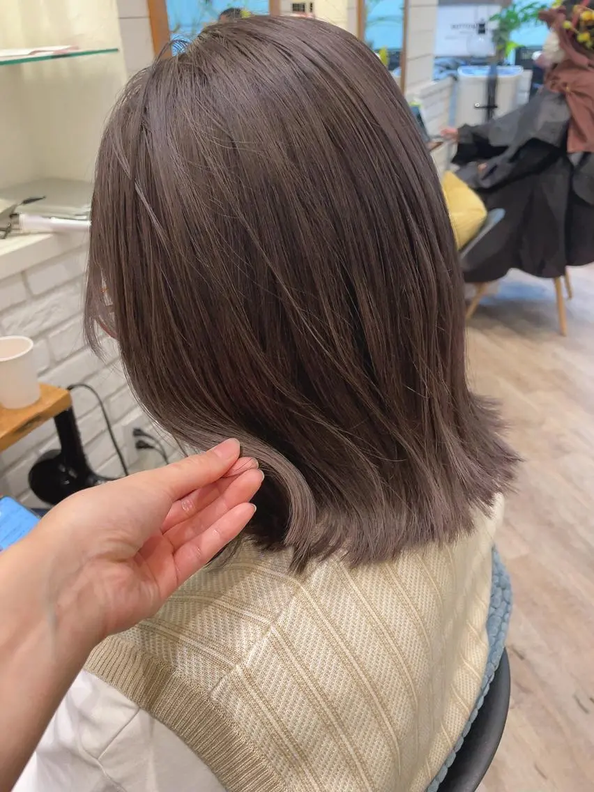 ミディアム カット ヘアカラー トリートメント ヘッドスパ ヘアセット ✨透明感ケアカラー✨ 長野ゆきなのヘアスタイル