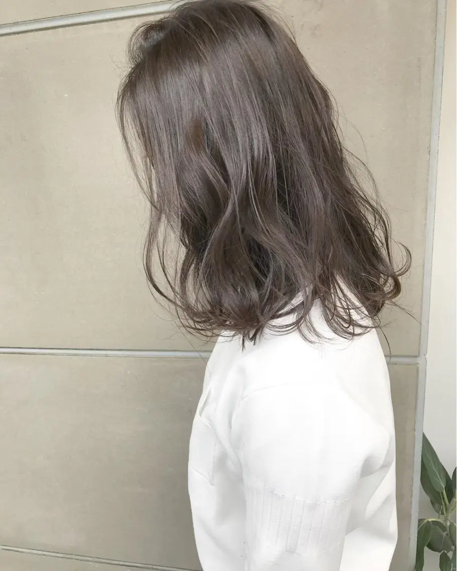 ミディアム カラー バレイヤージュ ブリーチ デザインカラー ハイライトカラー ハイライト 【渋谷で人気】艶髪× 髪質改善/ツヤカラーのヘアスタイル