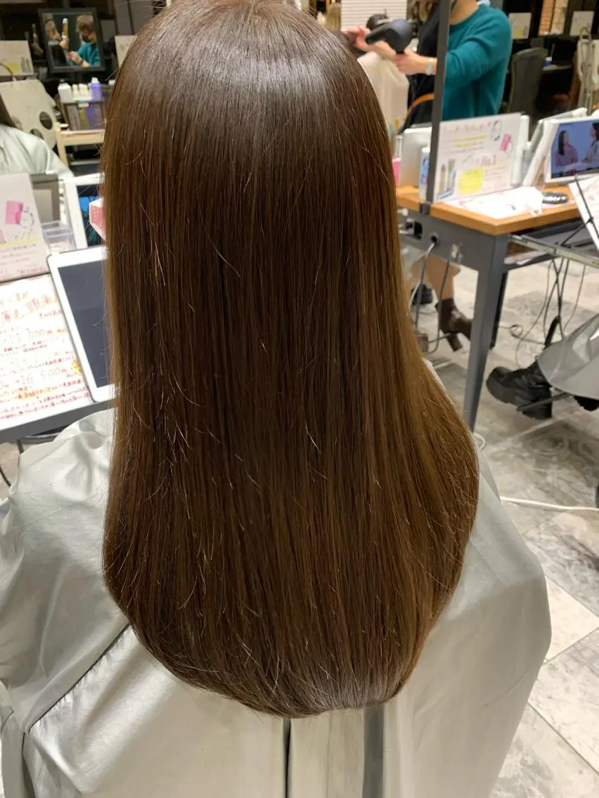 セミロング カラー パーマ 黒髪 ブリーチ ブリーチなしカラー 伸ばしかけ 髪質改善 美髪ヘッドスパ🫧 西山紗奈江💆♀️のヘアスタイル