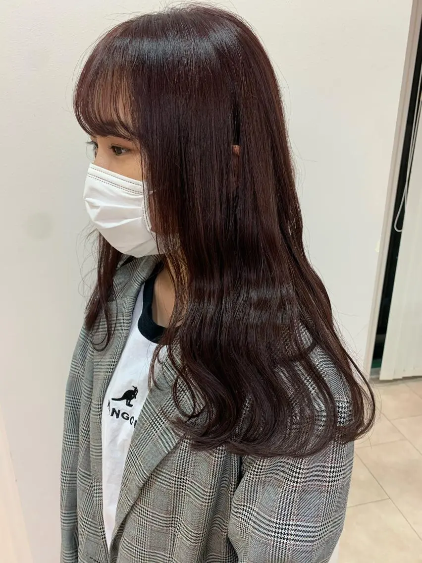 ロング カラー カット ヘアカラー トリートメント 顔まわりカット✄ ベージュカラー🧸のヘアスタイル