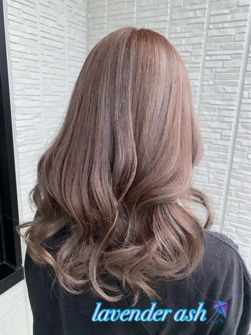 セミロング カラー アッシュ ラベンダーカラー ラベンダーアッシュ イエローカラー K△N△♡かな ヘア&まつげのマツエク・マツパデザイン