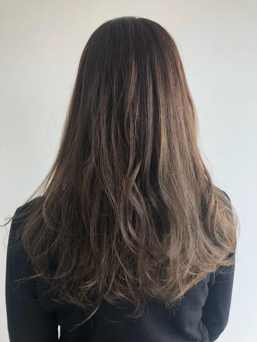 ロング ヘアカラー 松浦 圭希のヘアスタイル