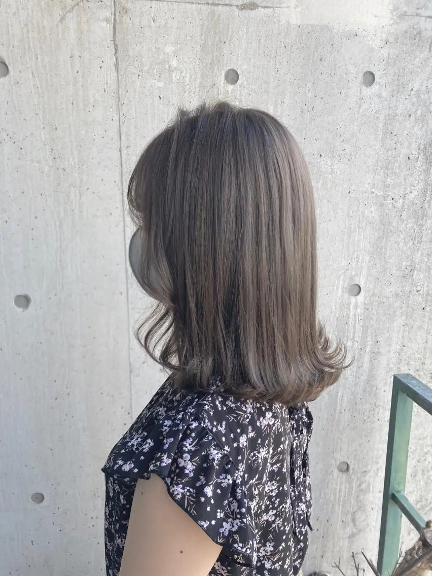 ミディアム ヘアカラー トリートメント 梅山 美侑のヘアスタイル
