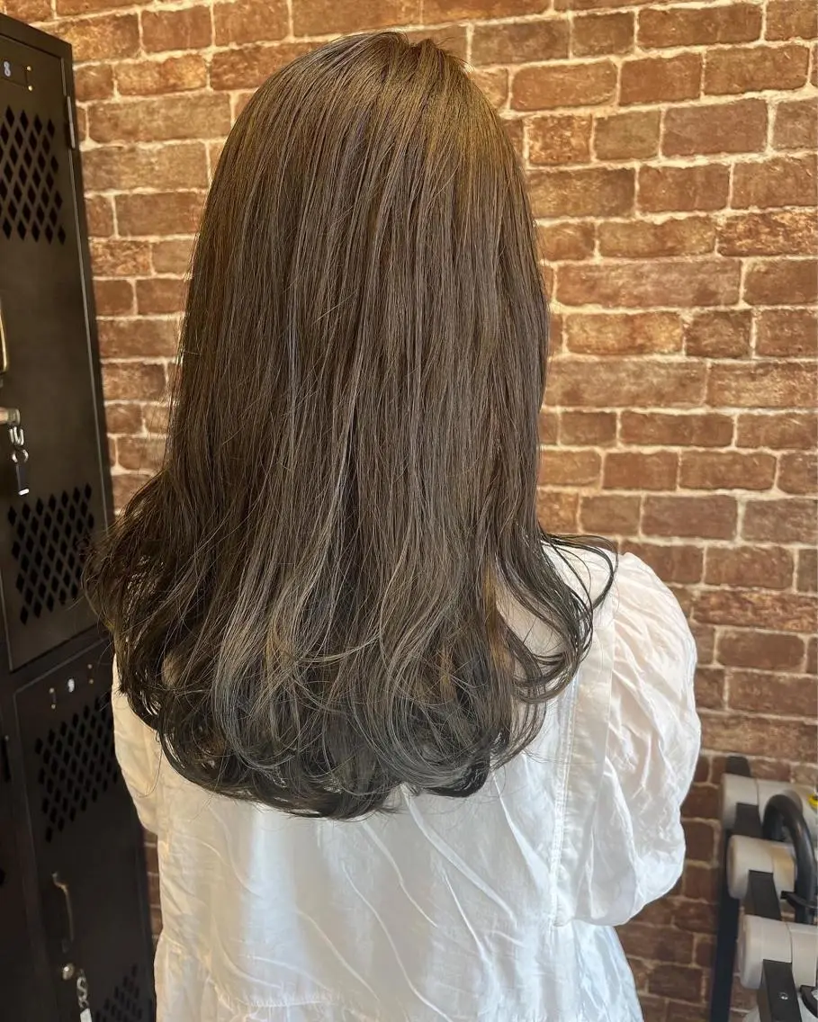 ロング カラー パーマ ヘアアレンジ メンズ キッズ ネイル マツエク・マツパ アイブロウ 子どものヘアアレンジ メンズバレイヤージュ メンズハイライト メンズインナーカラー メンズ韓国風 久木原 ゆりのヘアスタイル
