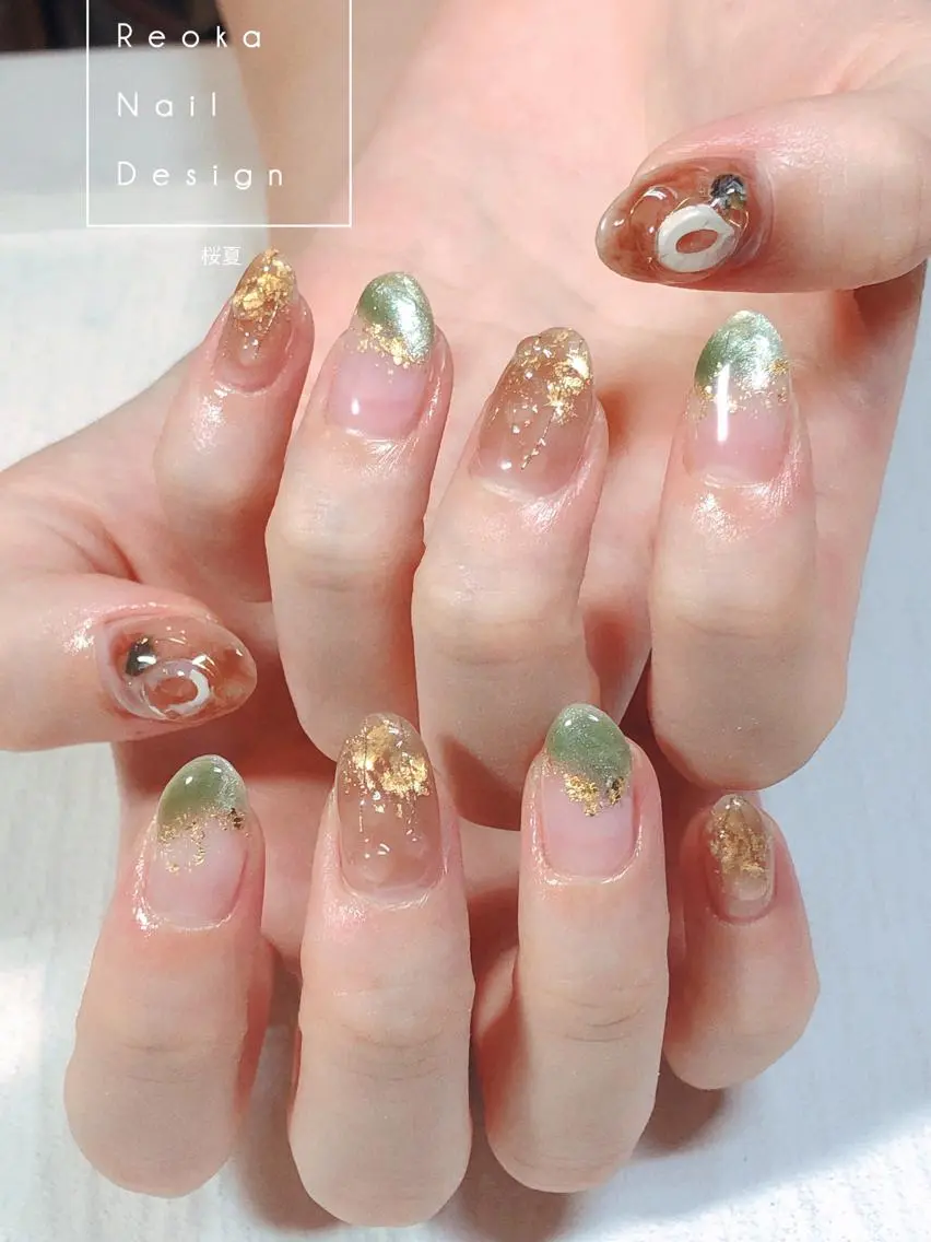 ミディアム ネイル アートネイル ハンドネイル Blowe ニュアンスのネイルデザイン
