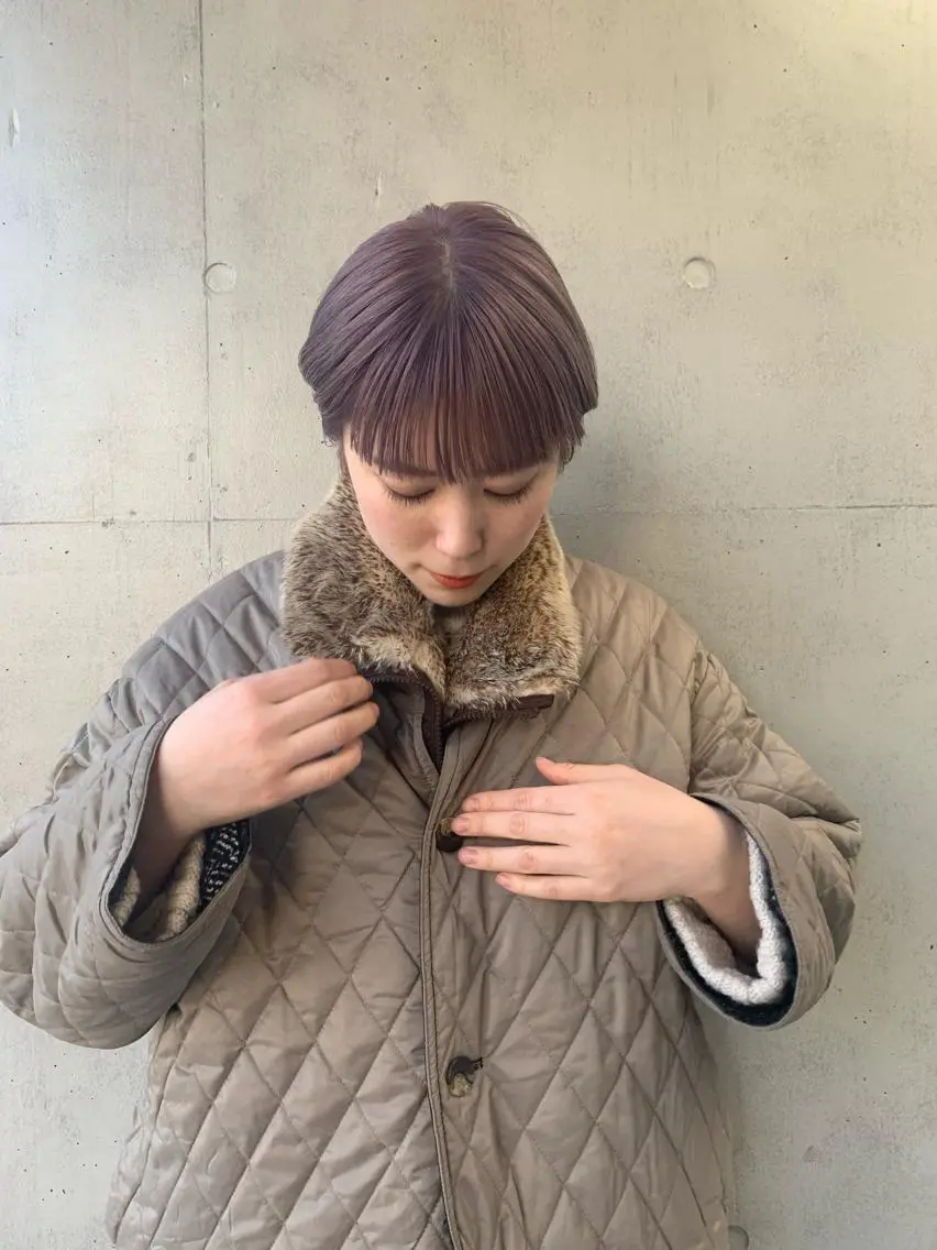 ショート カラー ブリーチ ケアブリーチ ダブルカラー グレージュ ラベンダーカラー 柔らかブラウン/顔周 りレイヤー♡ユウシのヘアスタイル